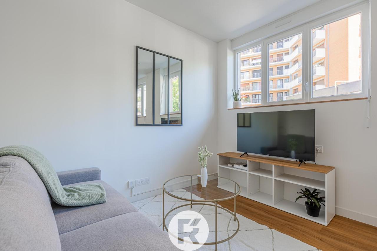 R'Apparts T2 Simply Beautiful Гренобль Экстерьер фото